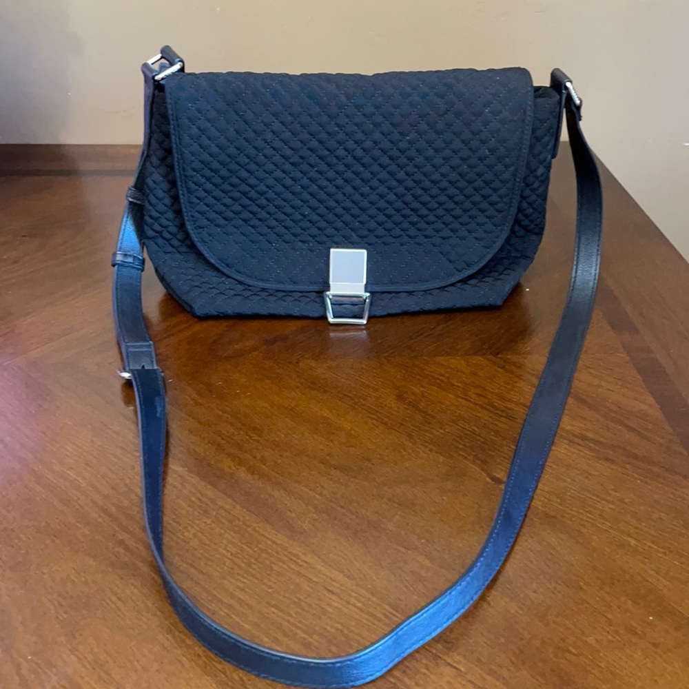 Vera bradley black crossbody bag